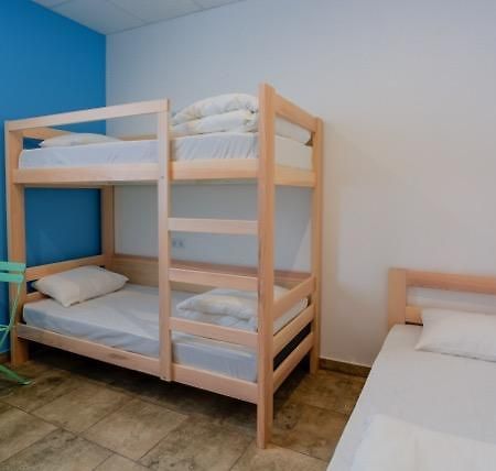 Comfort Hotel & Hostel Zaporizhia Exterior foto